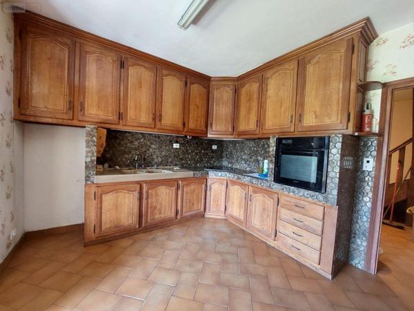 Maison à restaurer à vendre à Mouleydier en Dordogne (24520), ref : 18113/94