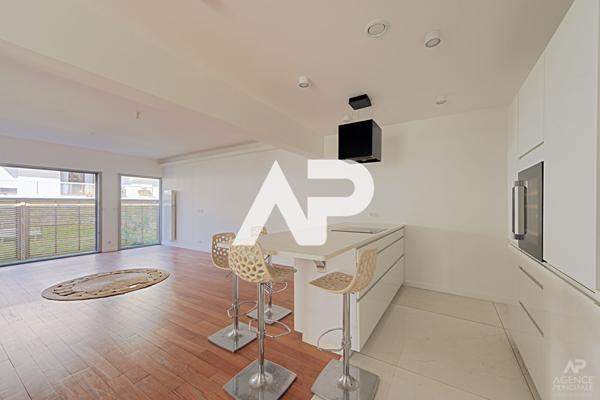Appartement Rueil Malmaison 3 pièce(s) 81.57 m2 €495 000 ** - Référence 19905