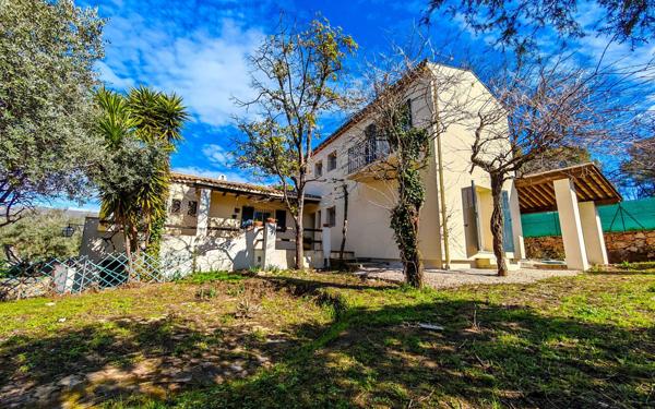 Maison à louer    5 pièces •  La Gaude