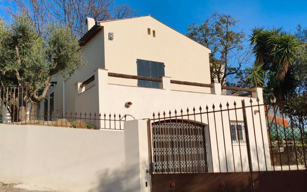 Maison à louer    5 pièces •  La Gaude