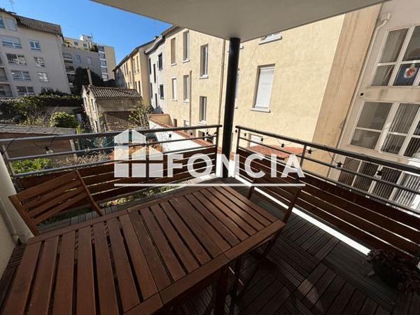 Location Appartement 3 pièces 63.89 m² - 50 RUE SAINT ANTOINE Lyon 69003