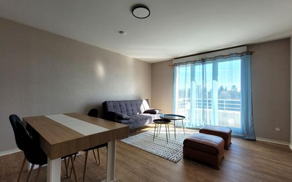 Appartement à louer    2 pièces • 48,70 m2 Saint-Jean-de-la-Ruelle