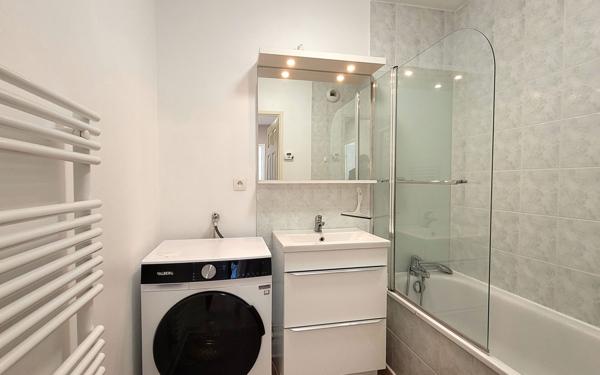 Appartement à louer    2 pièces • 48,70 m2 Saint-Jean-de-la-Ruelle