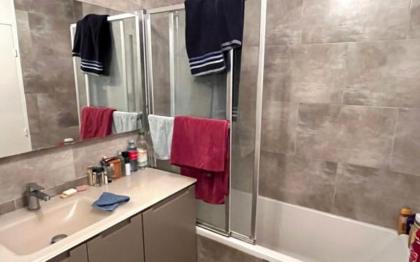 Appartement à vendre    2 pièces • 52,01 m2 Vincennes
