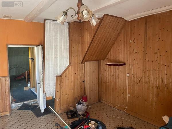 Maison à restaurer à vendre à Marans en Charente-Maritime (17230), ref : CH 476