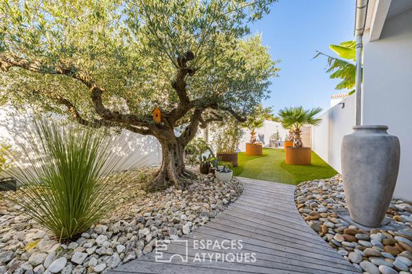 Contemporaine de plain-pied aux matériaux d’exception