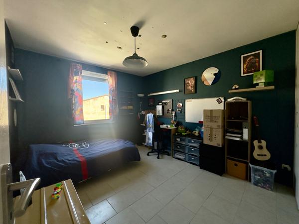 Maison La Crau 4 pièces 90 m2- centre ville 3 chambres calme résidentiel