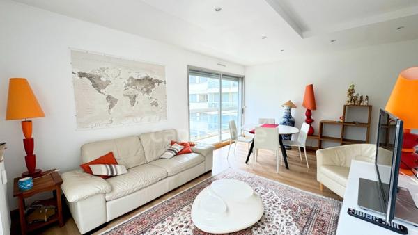 Appartement à vendre 3 pièces (T3) au 2ème étage dans la résidence Harmonie Ouest à BAILLY (78).