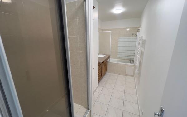 Appartement à vendre    3 pièces •  Villeparisis