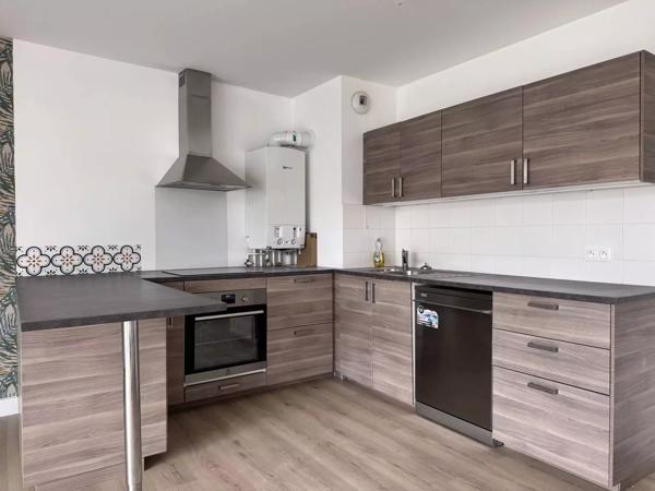 Appartement T3 - 68m2 - Terrasse et parking - Castanet Tolosan