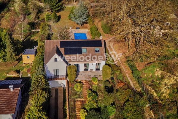 Maison à vendre 6 pièces de 212,81 m² à Triel-sur-Seine