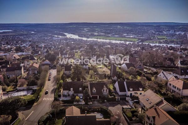 Maison à vendre 6 pièces de 212,81 m² à Triel-sur-Seine