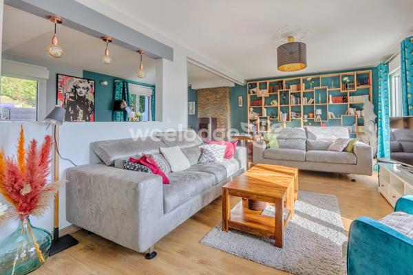 Maison à vendre 6 pièces de 212,81 m² à Triel-sur-Seine