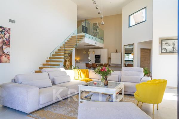 Villa contemporaine en bord de mer