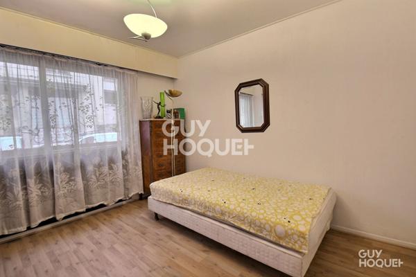 Appartement T2 de 55m² dans un immeuble des années 70, secteur Saxe Gambetta, Lyon 3ème (69003)