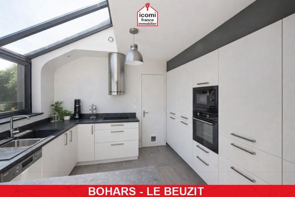 A VENDRE - MAISON 200M2 - 4/5 CHAMBRES - GARAGE DOUBLE - 1000M2 DE TERRAIN - RARE - COUP DE COEUR