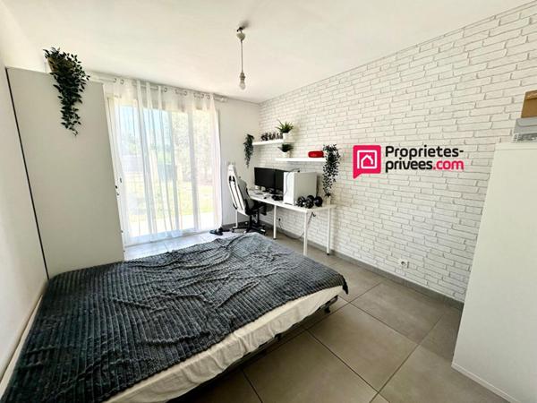 VILLA RECENTE 4 CHAMBRES AU CALME AVEC PISCINE