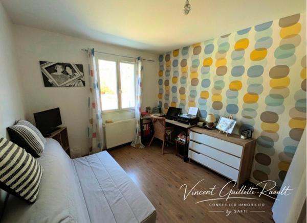 SAINTE-PAZANNE – MAISON FAMILIALE – 152 M² – 4 CHAMBRES – PISCINE – TERRAIN 1 000 M²
