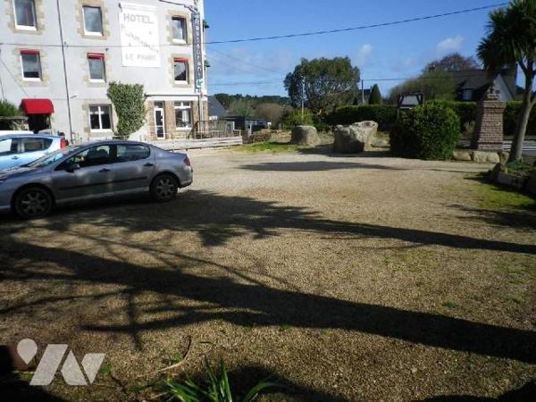 PERROS-GUIREC - Côte de Granit Rose - A vendre Murs Commerciaux loués à usage d'Hôtel- Restaura...