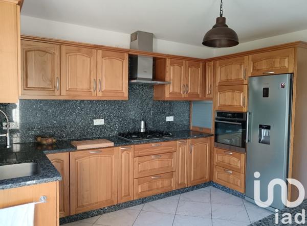 Maison traditionnelle 4 pièces de 97 m² à Bourbon-Lancy (71140)