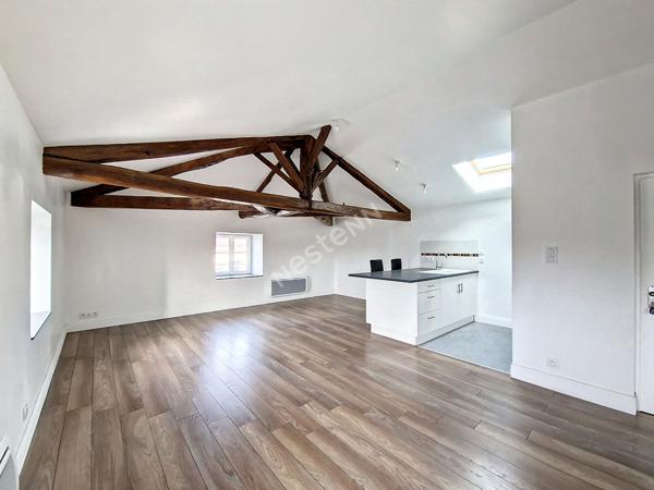 A LOUER APPARTEMENT AVEC CACHET CUISINE AMÉNAGÉE ET ÉQUIPÉE 2 CHAMBRES POITIERS SUD