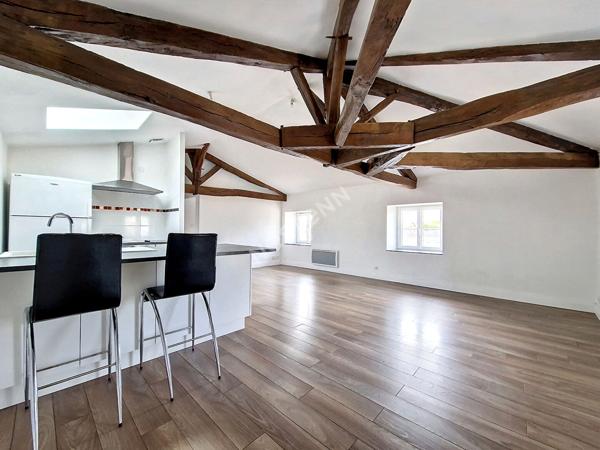 A LOUER APPARTEMENT AVEC CACHET CUISINE AMÉNAGÉE ET ÉQUIPÉE 2 CHAMBRES POITIERS SUD