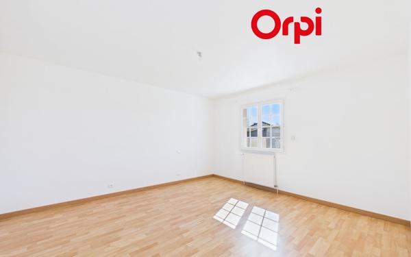 Maison à louer    4 pièces •  Bernay