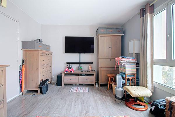 GRAND STUDIO RUEIL-MALMAISON RUEIL-SUR-SEINE IDEAL INVESTISSEMENT LOCATIF 8 MIN GARE RER