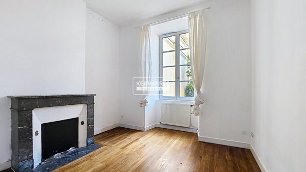 Appartement 2 pièces – 42 m² environ à Nantes (ref : 79503T)