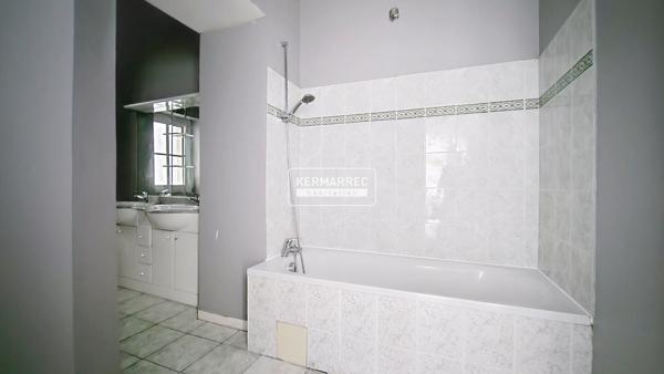 Appartement 2 pièces – 42 m² environ à Nantes (ref : 79503T)