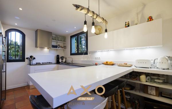 AIX EN PROVENCE - MAISON - T7 - 280M² - DEPENDANCE - GARAGE -PISCINE - 1 650 000€