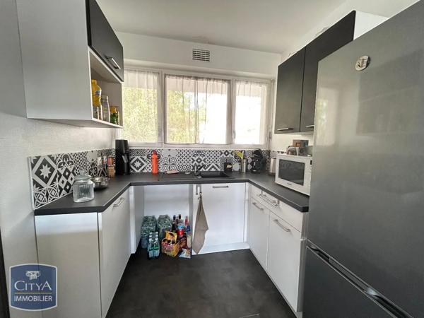 Appartement à louer 2 pièces 50.41m² Le Mans (72000)