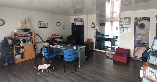 Immeuble à vendre BENODET (29) commerce et deux appartements