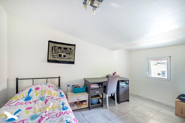 Maison 241 960 € Vénissieux 6 p 113 m² DPE D