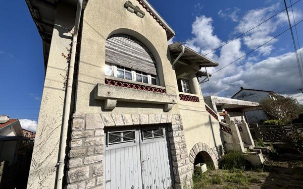 Maison à vendre    4 pièces •  Tarbes