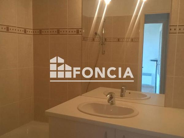 Location Appartement 2 pièces 36.89 m² - 22 AVENUE DE LA CAPELETTE Istres 13800