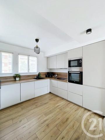 Appartement F3 à vendre  3 pièces - 62,71 m 2   CLERMONT FERRAND  - 63