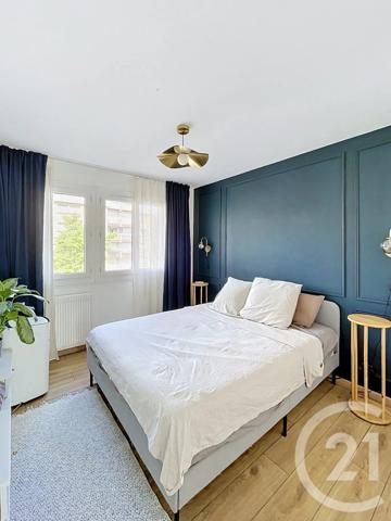 Appartement F3 à vendre  3 pièces - 62,71 m 2   CLERMONT FERRAND  - 63