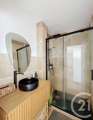 Appartement F3 à vendre  3 pièces - 62,71 m 2   CLERMONT FERRAND  - 63