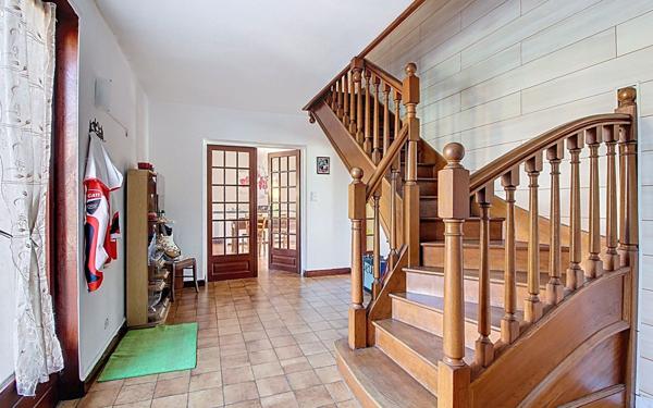 Maison à vendre    5 pièces •  Blanzy