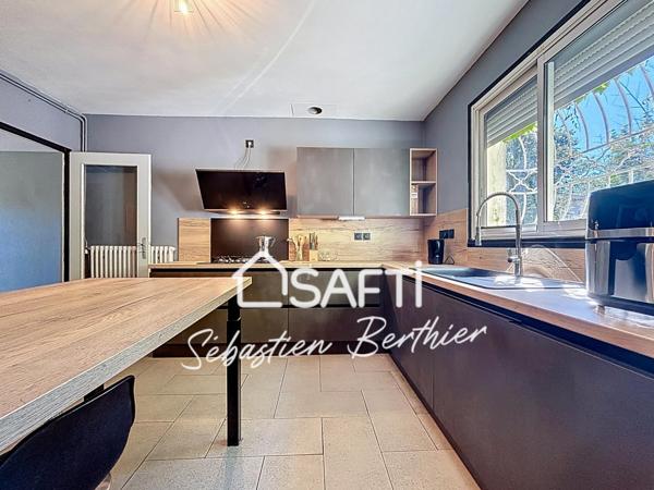 Maison traditionnelle avec jardin et piscine – 5 chambres. - Lavaur