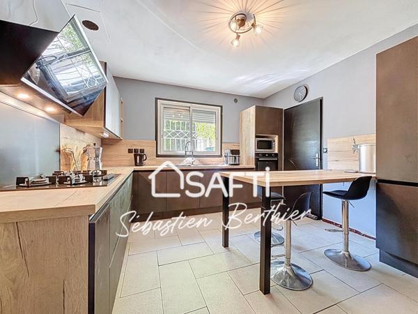 Maison traditionnelle avec jardin et piscine – 5 chambres. - Lavaur