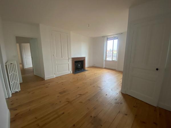 Appartement Pont De Cheruy 4 pièce(s) 93.37 m2