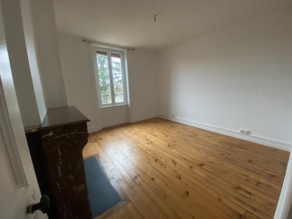 Appartement Pont De Cheruy 4 pièce(s) 93.37 m2