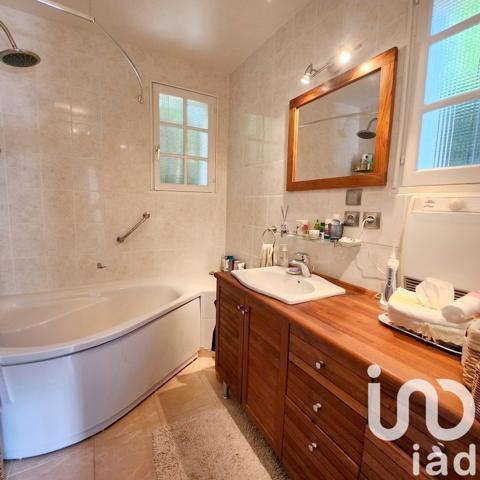 Maison traditionnelle 6 pièces de 152 m² à Arles-sur-Tech (66150)