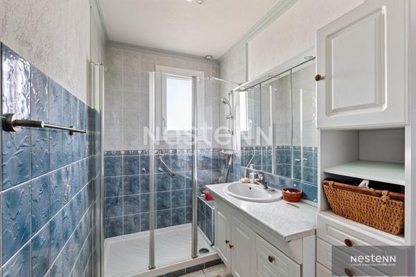 A vendre Maison au bourg d' Yffiniac vivable de plain pied!