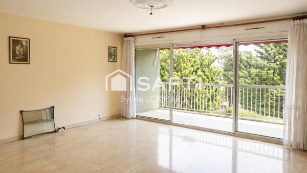 APPARTEMENT T3 TERRASSE ET BALCON - STE ANNE