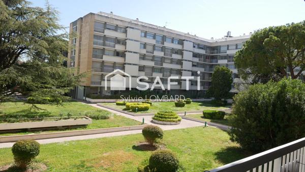 APPARTEMENT T3 TERRASSE ET BALCON - STE ANNE