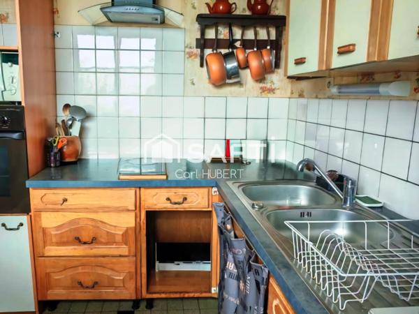 Maison jumelée des années 70 à rafraîchir