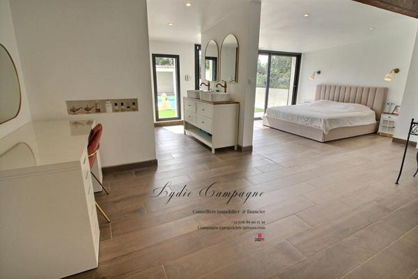 MAISON DE PLAIN-PIED 140 M² ,  JARDIN À JOUISSANCE EXCLUSIVE ,PISCINE ,GARAGE